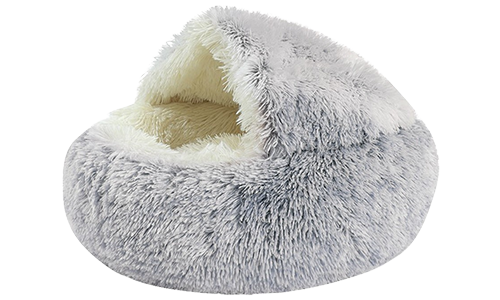 Cama para animais de estimação em formato de chinelo Cama de pet em formato de chinelo, cinza, com interior macio, material suave, espaço acolhedor e fechado para o descanso.